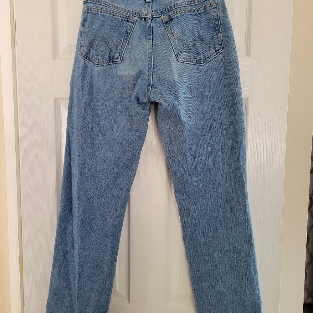Wrangler Regular Fit 30 x 32 - Picture 2 of 4